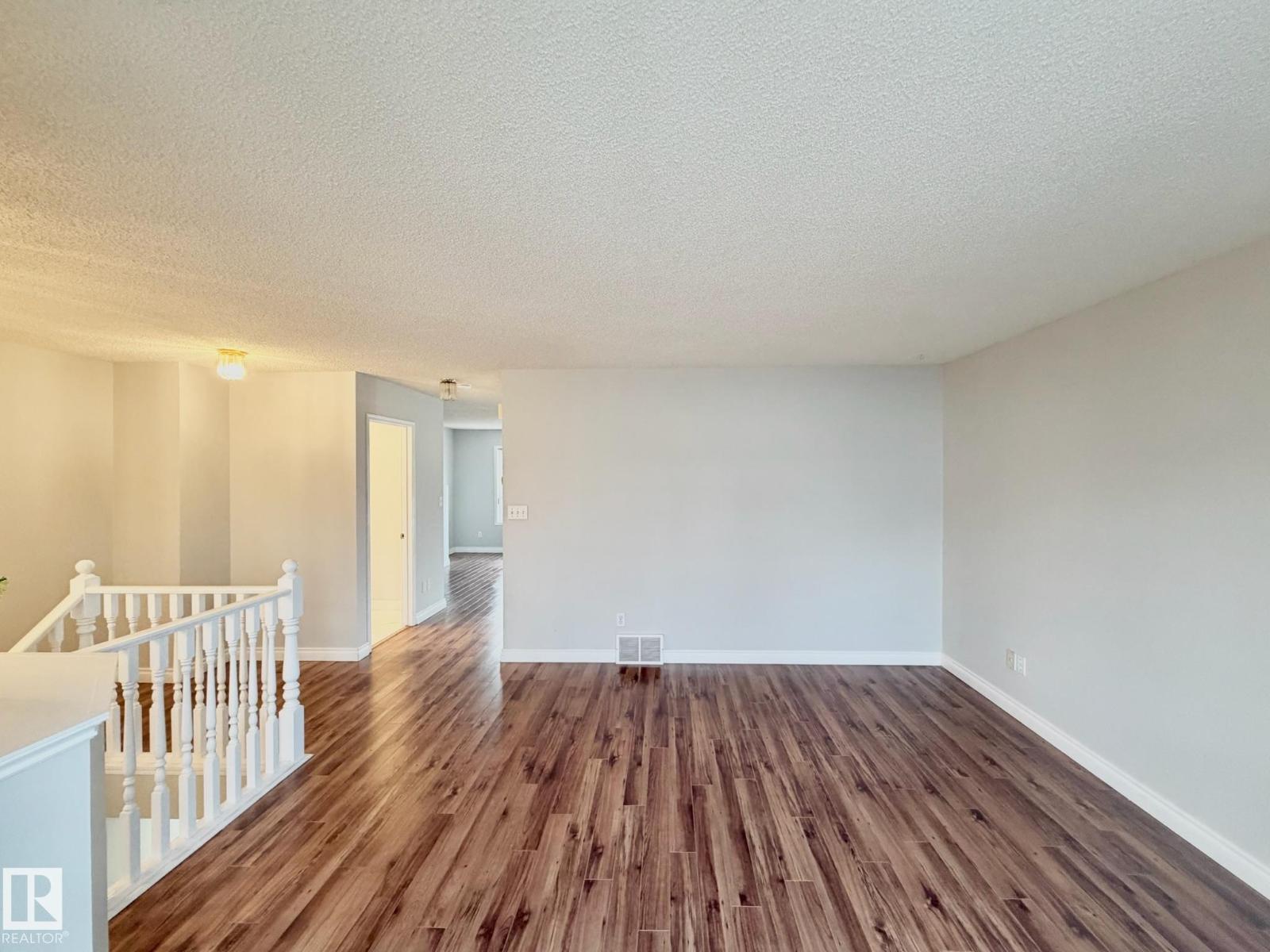 #2 3311 58 ST NW — photo 8