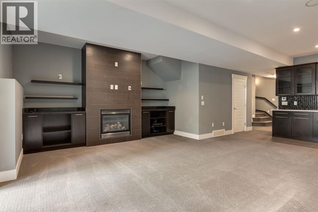 3924 18 Street SW — photo 40
