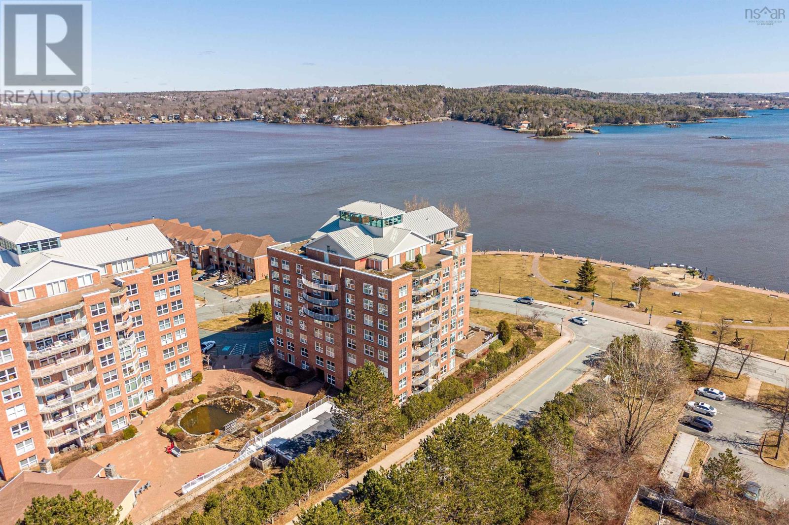 #403 99 Waterfront Drive - 1