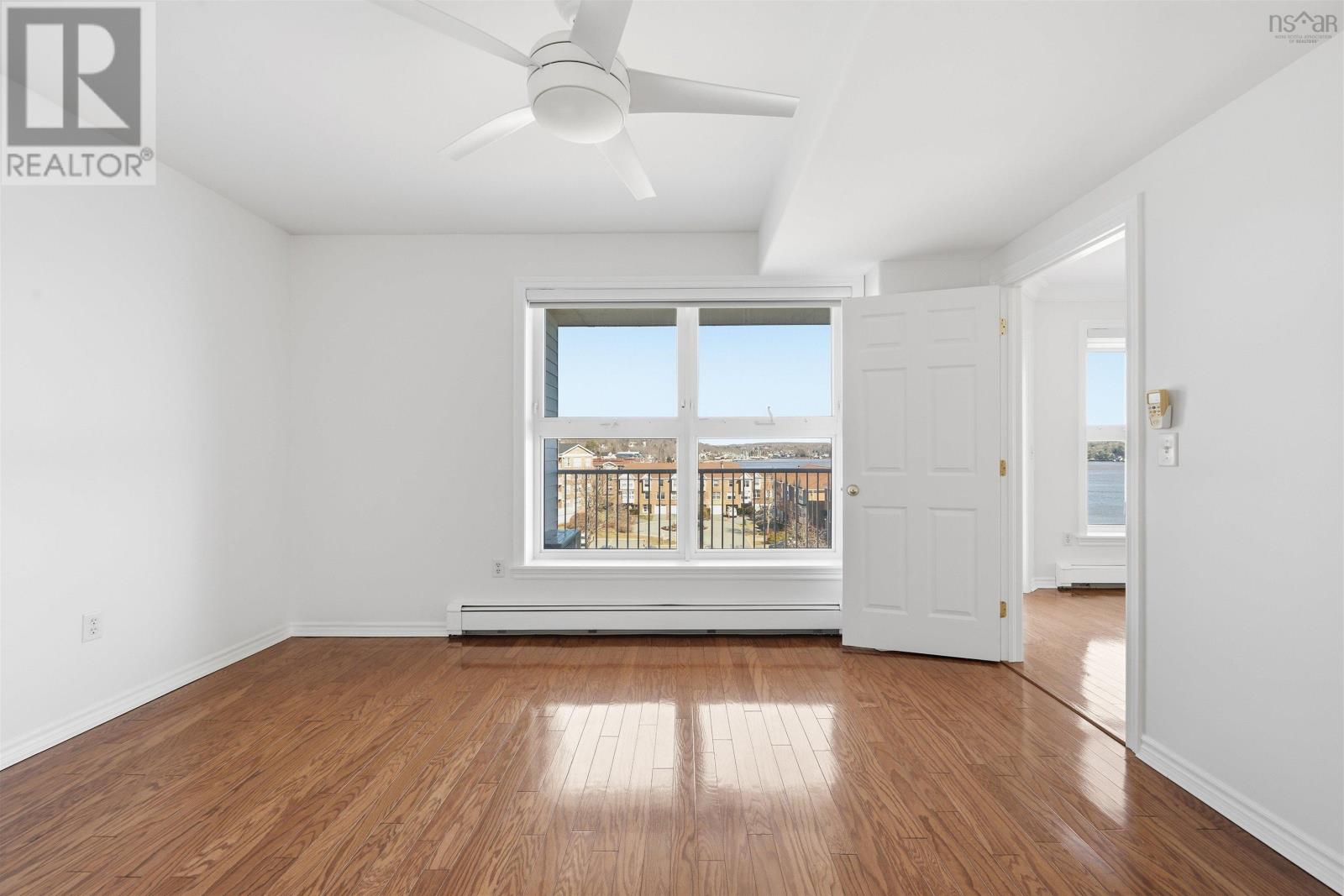 #403 99 Waterfront Drive - 27