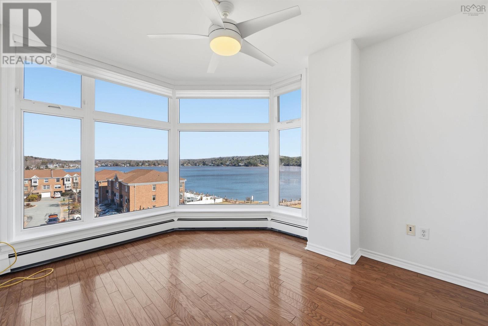 #403 99 Waterfront Drive - 22