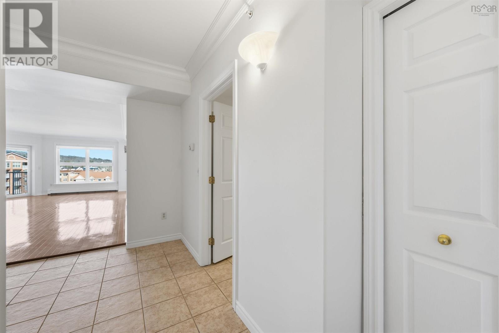 #403 99 Waterfront Drive - 5