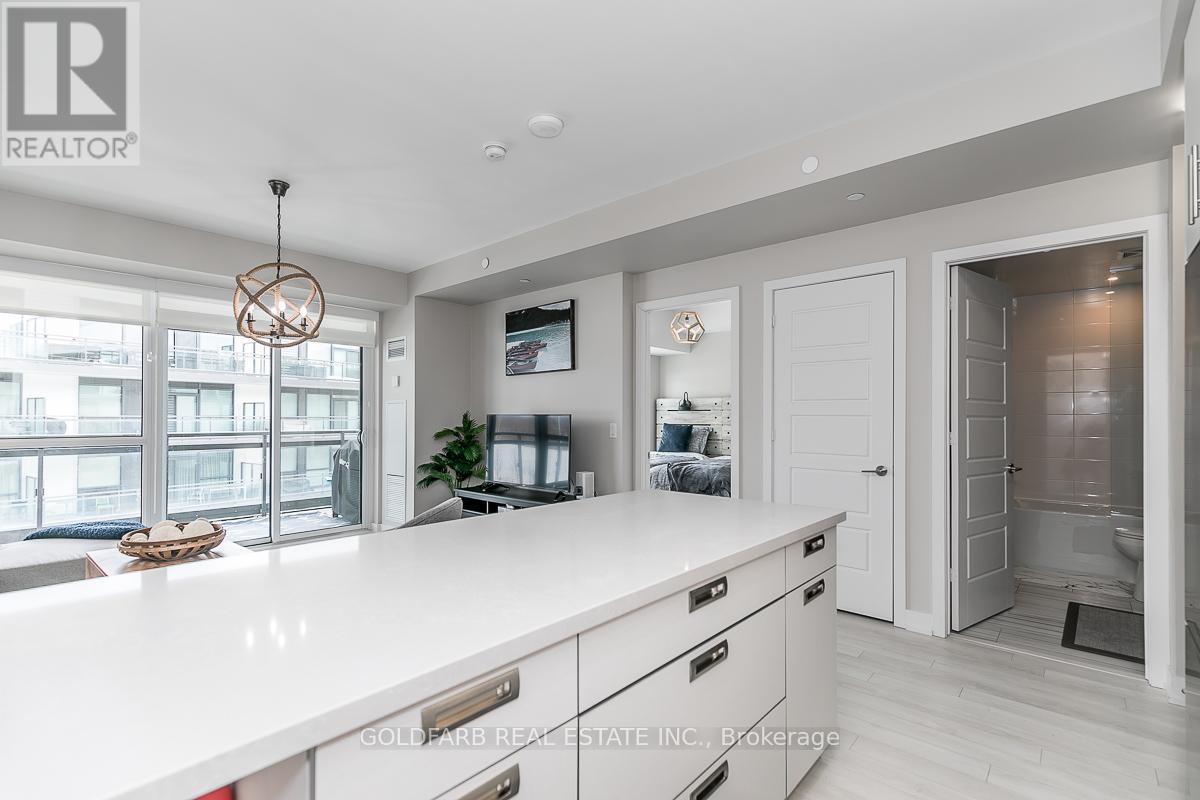 #D322 333 SEA RAY AVENUE - 10