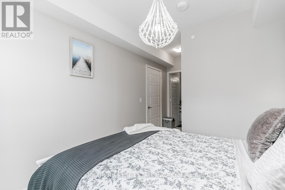 #D322 333 SEA RAY AVENUE - 19