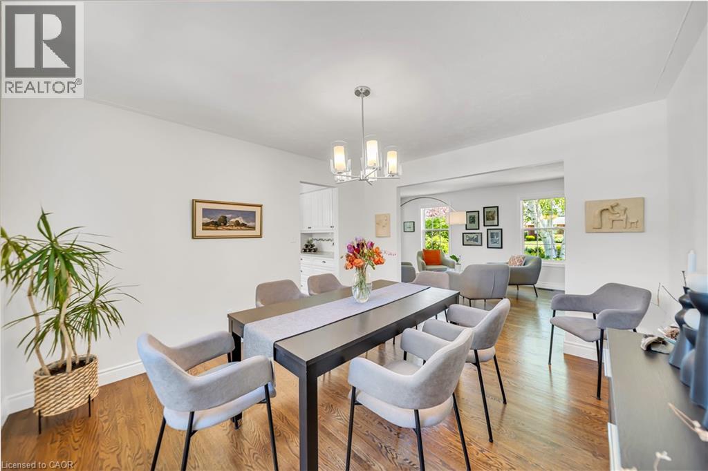 912 PARKWOOD Drive - 9