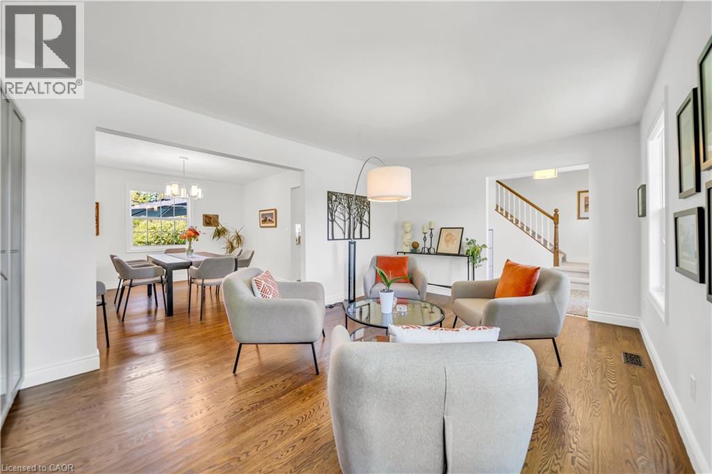 912 PARKWOOD Drive - 6