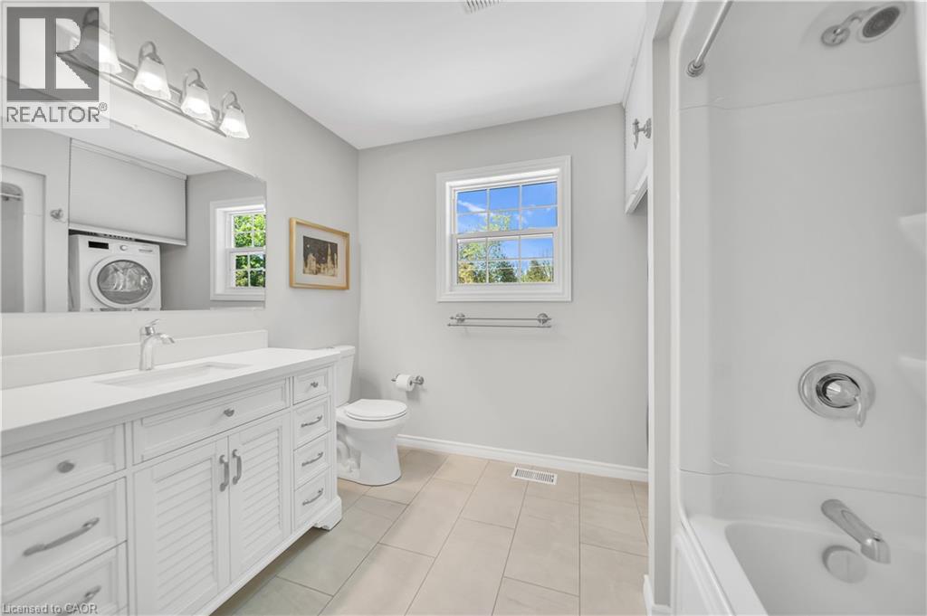 912 PARKWOOD Drive - 46