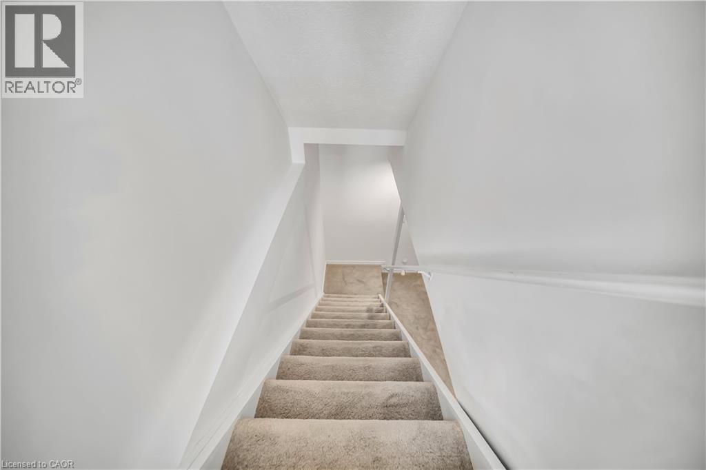 912 PARKWOOD Drive - 38