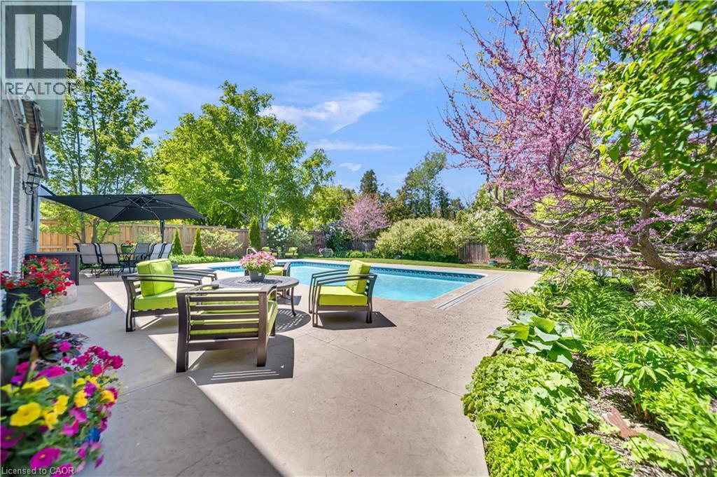 912 PARKWOOD Drive - 35