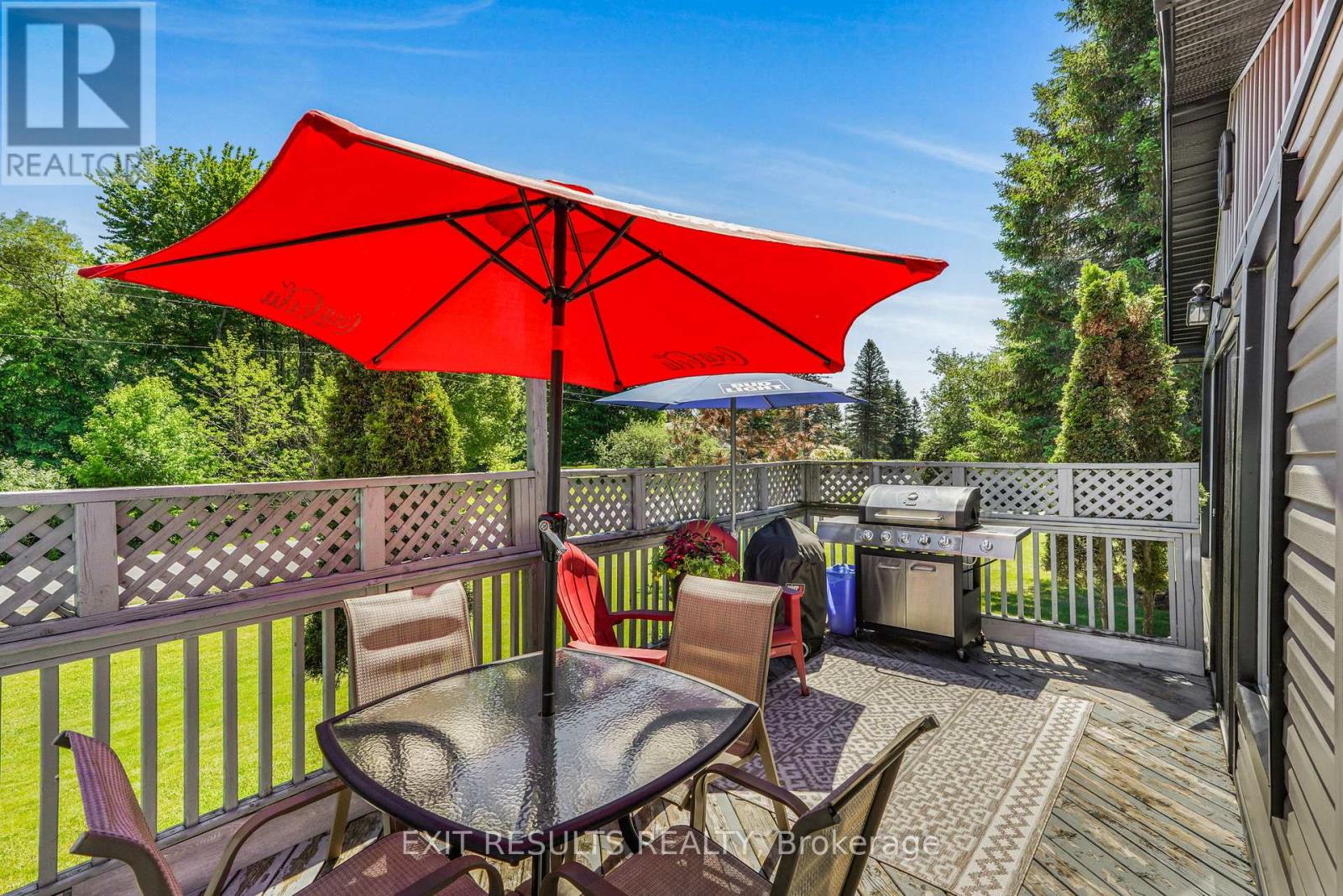8 BEAVER LANE - 23