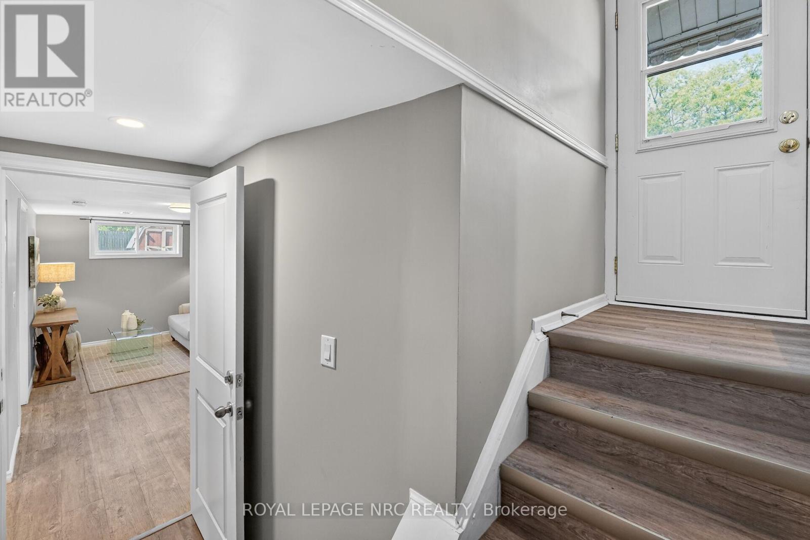 4451 MEADOWVALE DRIVE - 18