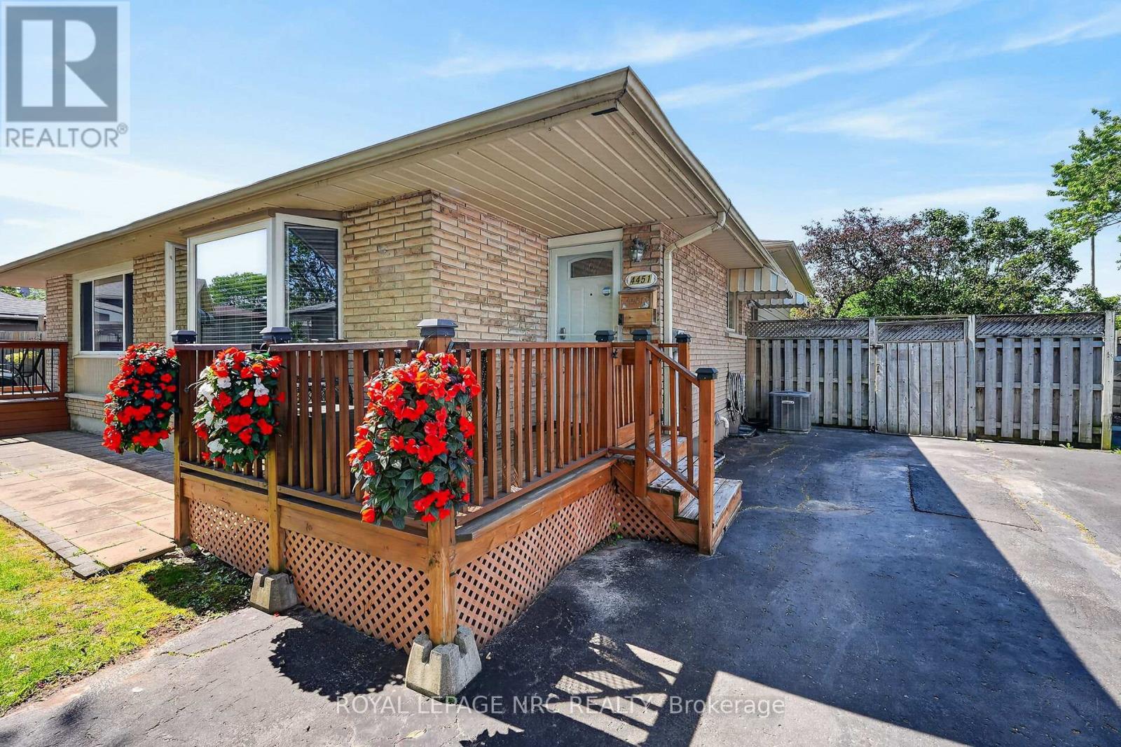 4451 MEADOWVALE DRIVE - Image 2