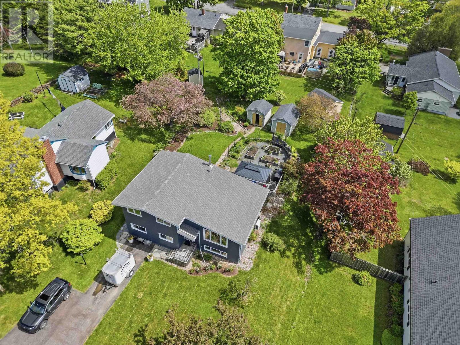 Property 30 of 40 of 122 Brook Street
