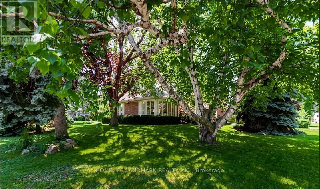 Listing photo of 79 ANGLESEY BOULEVARD
