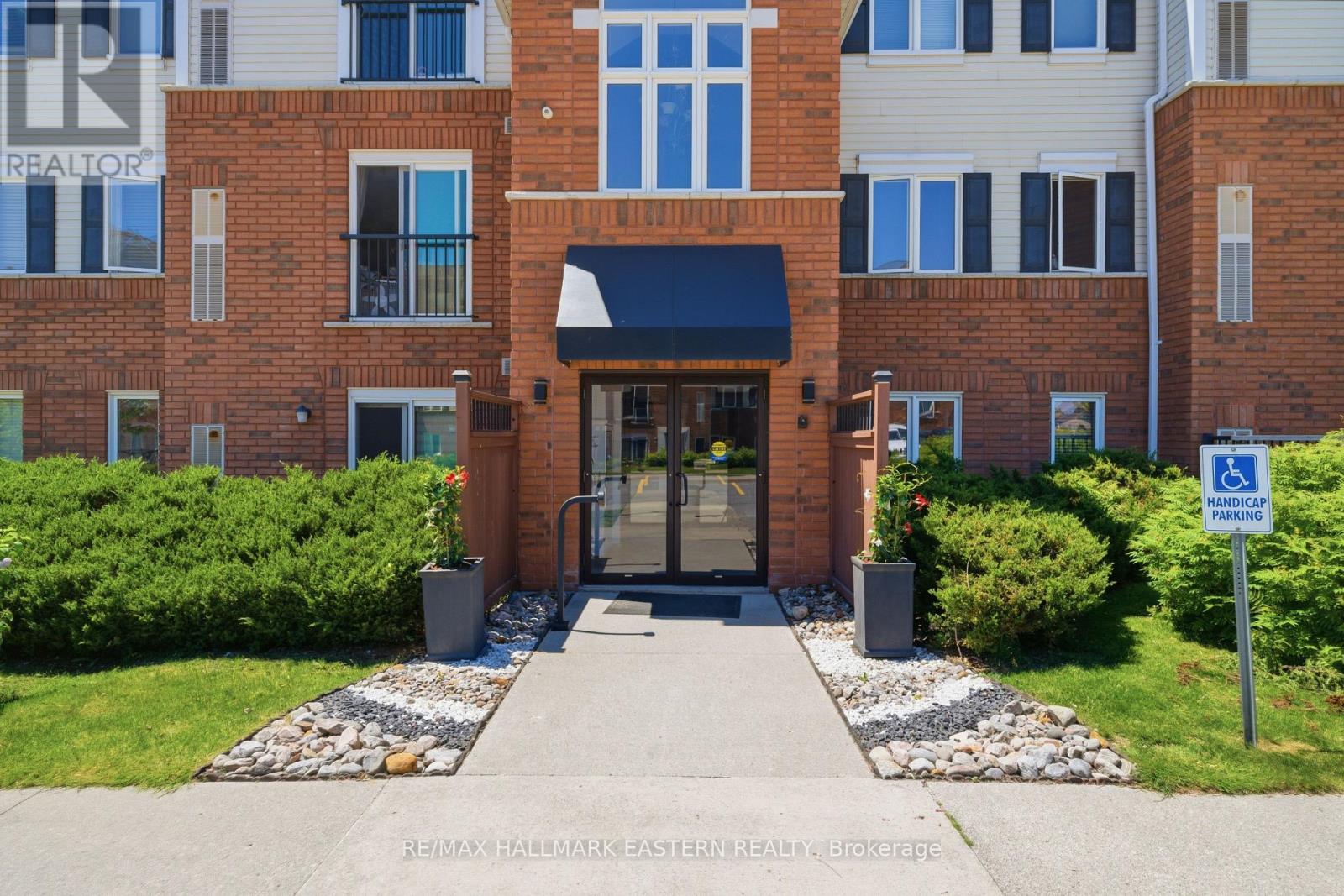 #101 300 SPILLSBURY DRIVE - 3