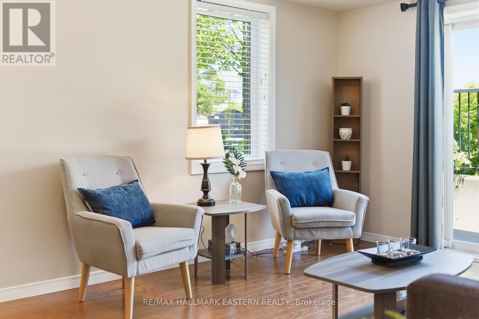 #101 300 SPILLSBURY DRIVE - 6