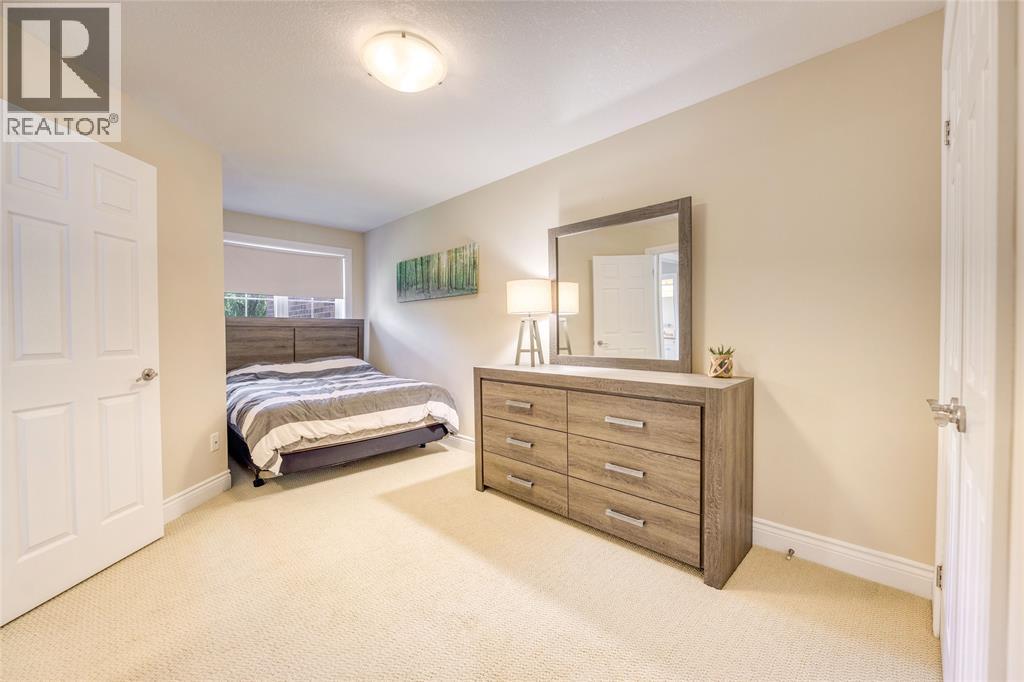 3852 TURNBERRY LANE - 31
