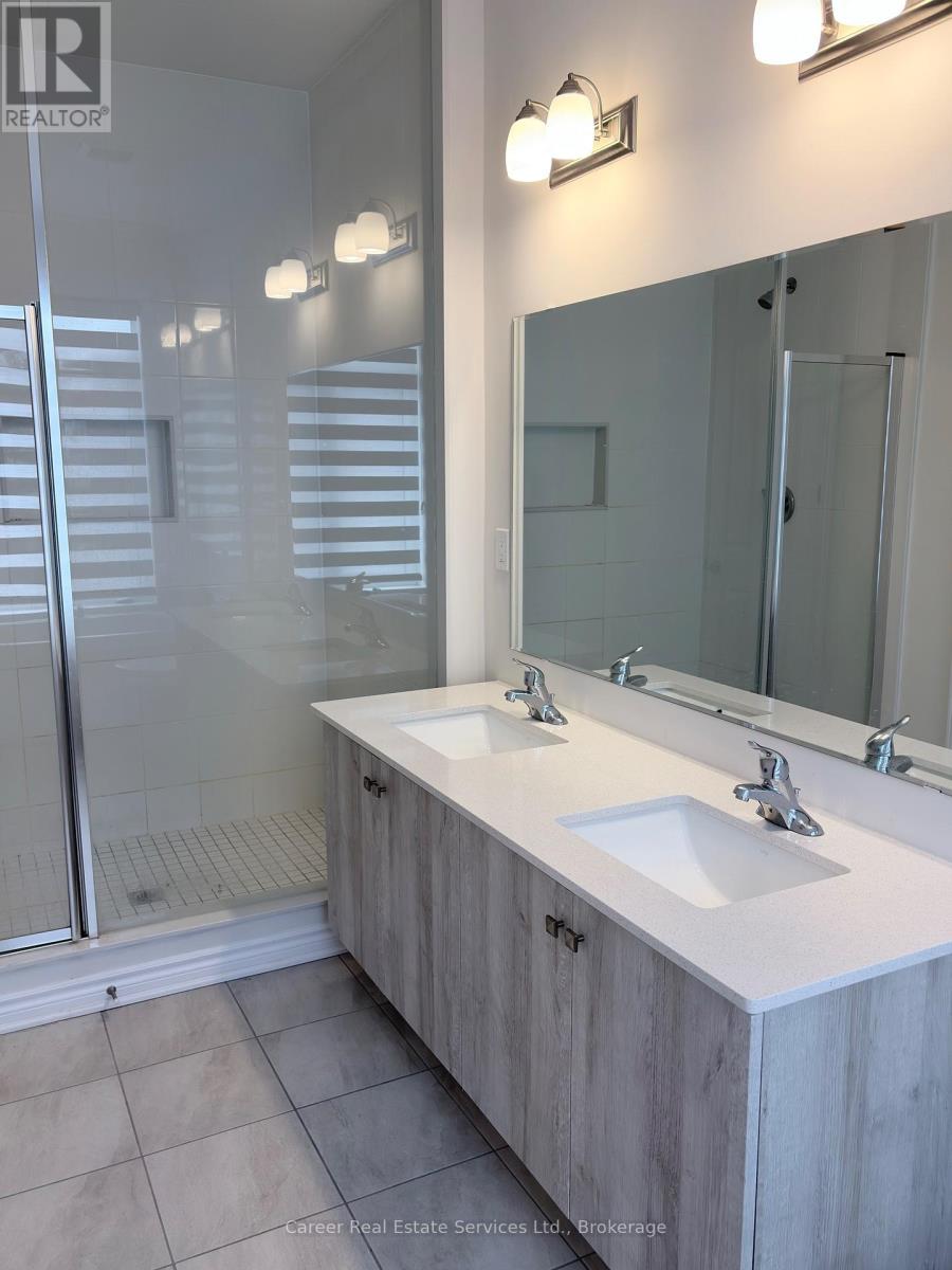 1 WATERFRONT CRESCENT - 16