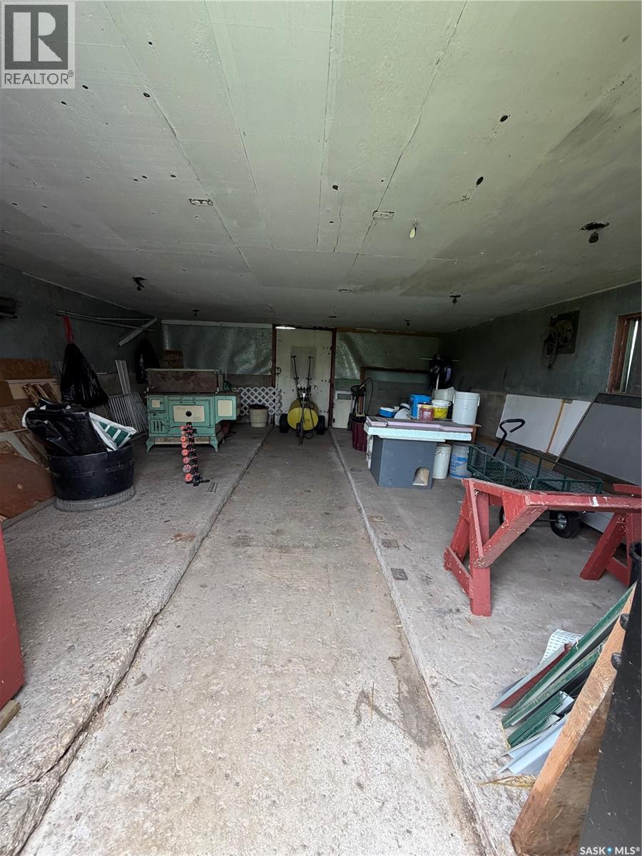 22 acres picture perfect acreage Norquay - 38