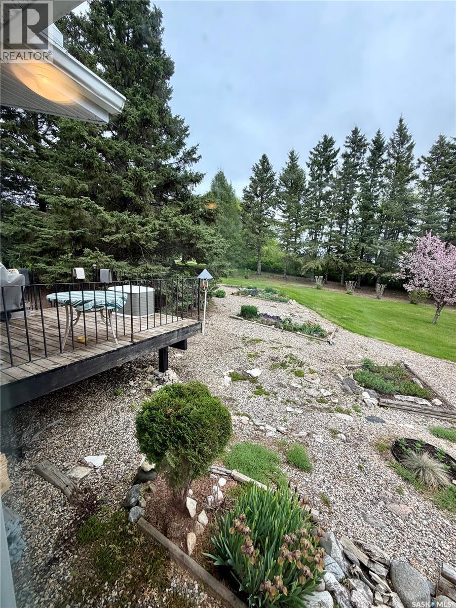 22 acres picture perfect acreage Norquay - 41