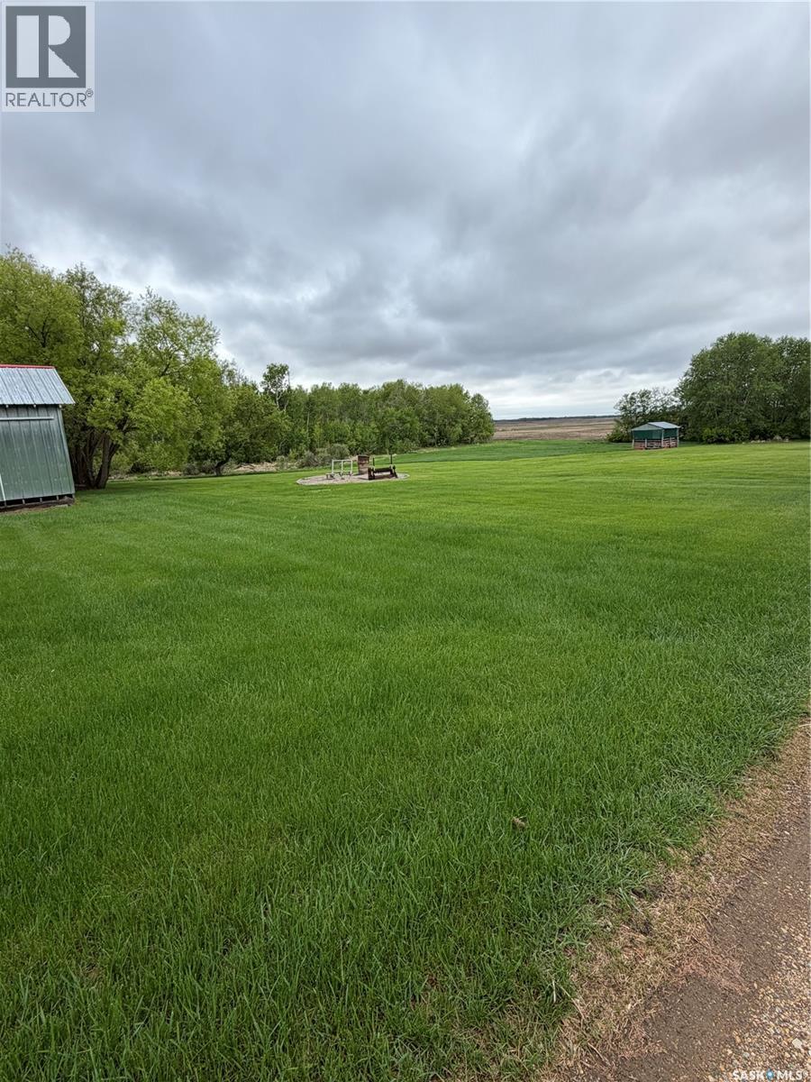 22 acres picture perfect acreage Norquay - 45