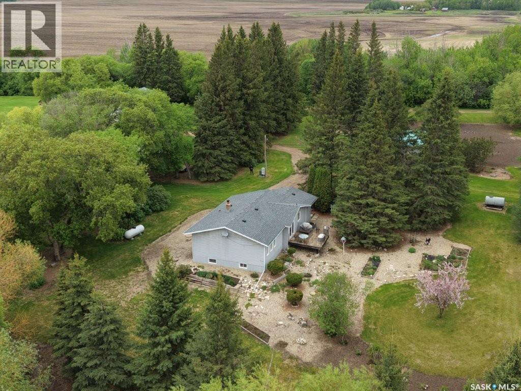 22 acres picture perfect acreage Norquay - 43