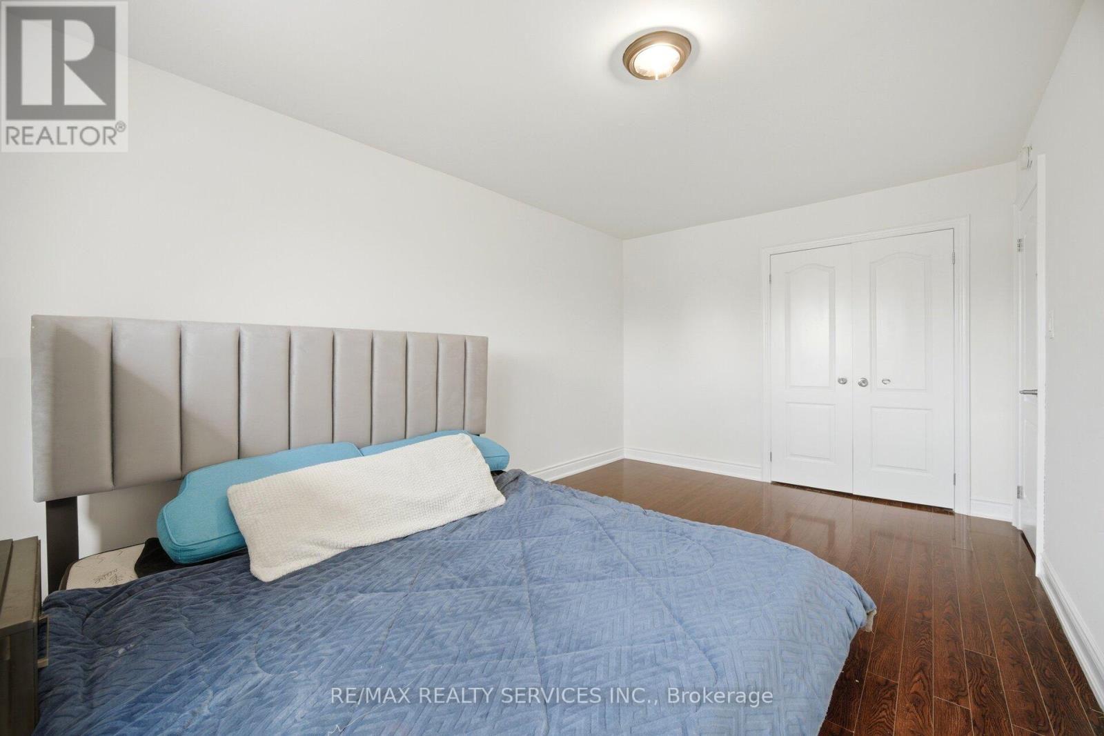 #47 43 VODDEN COURT - 25