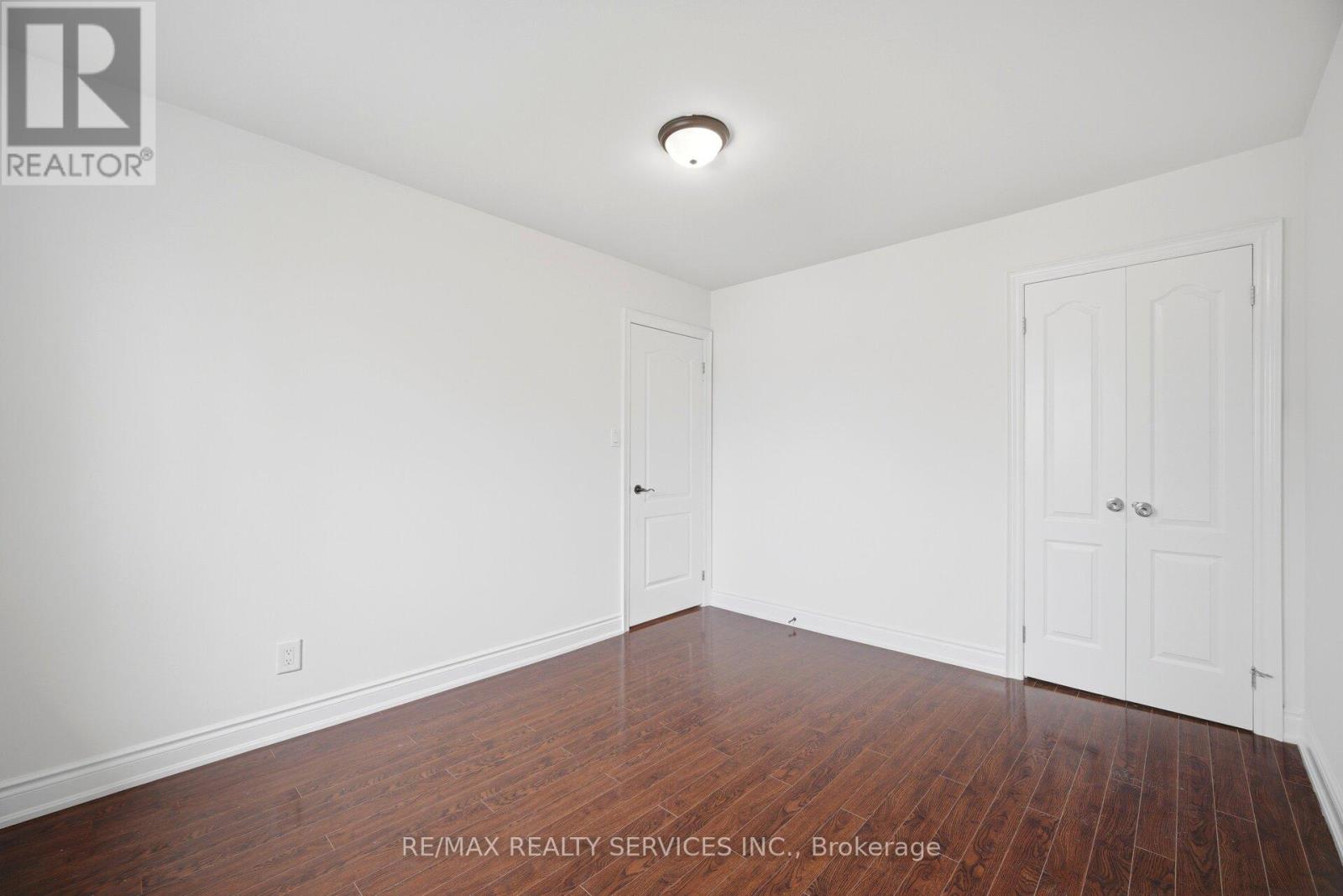 #47 43 VODDEN COURT - 27