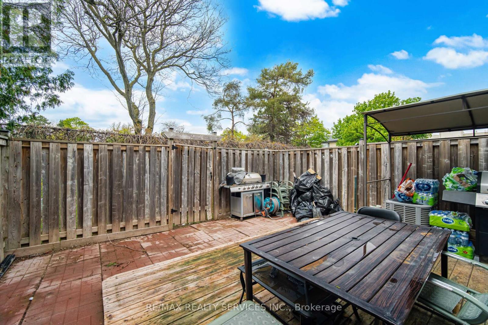 #47 43 VODDEN COURT - 38
