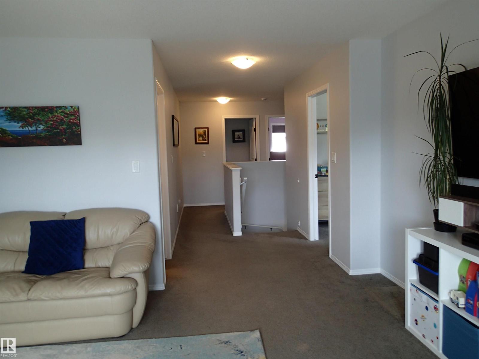 17348 8 AV SW — photo 16