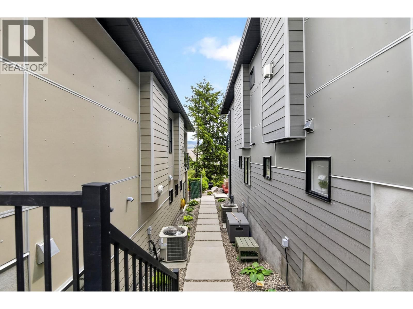 9695 Celeste Road - 43