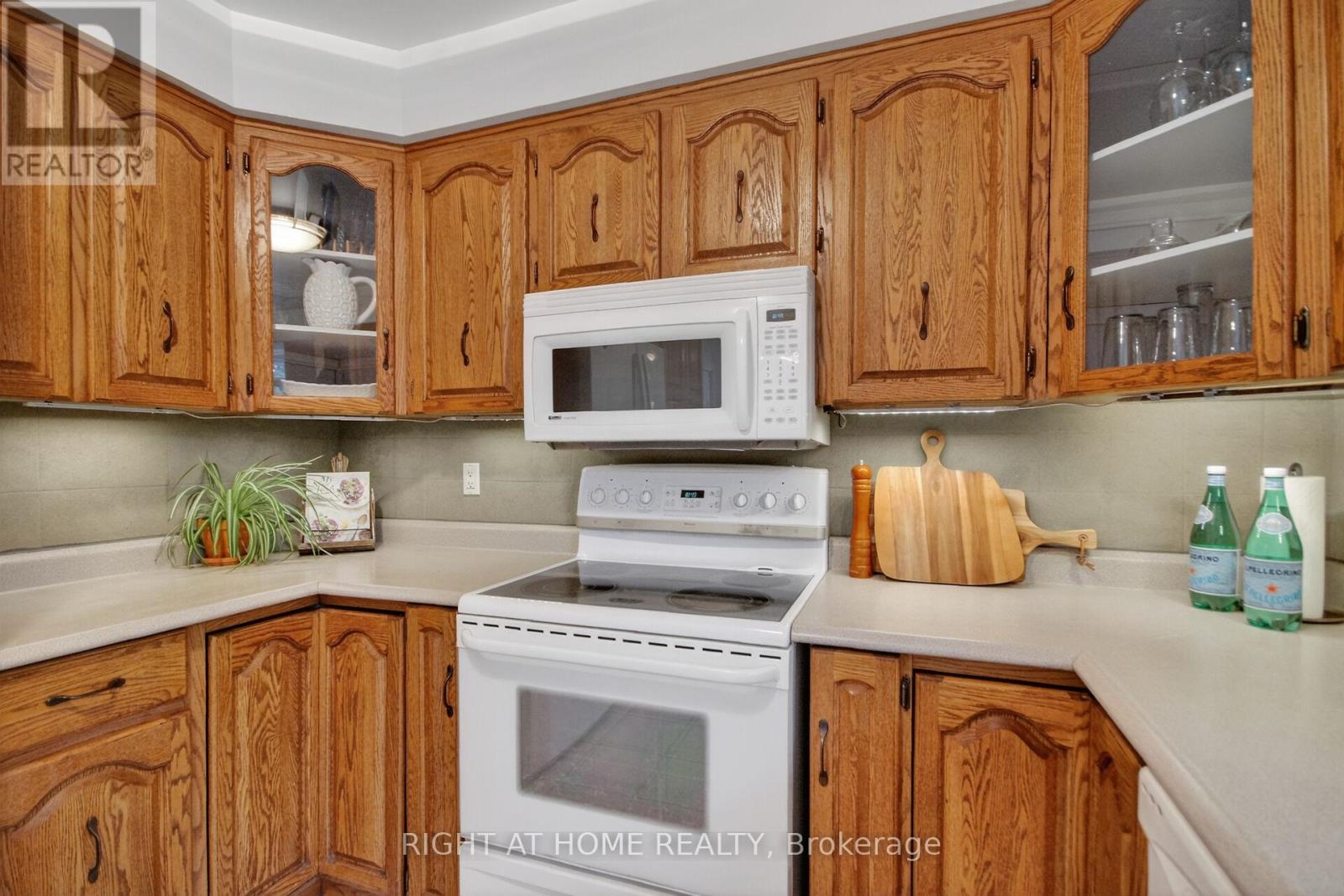 20 PALSEN STREET - 12