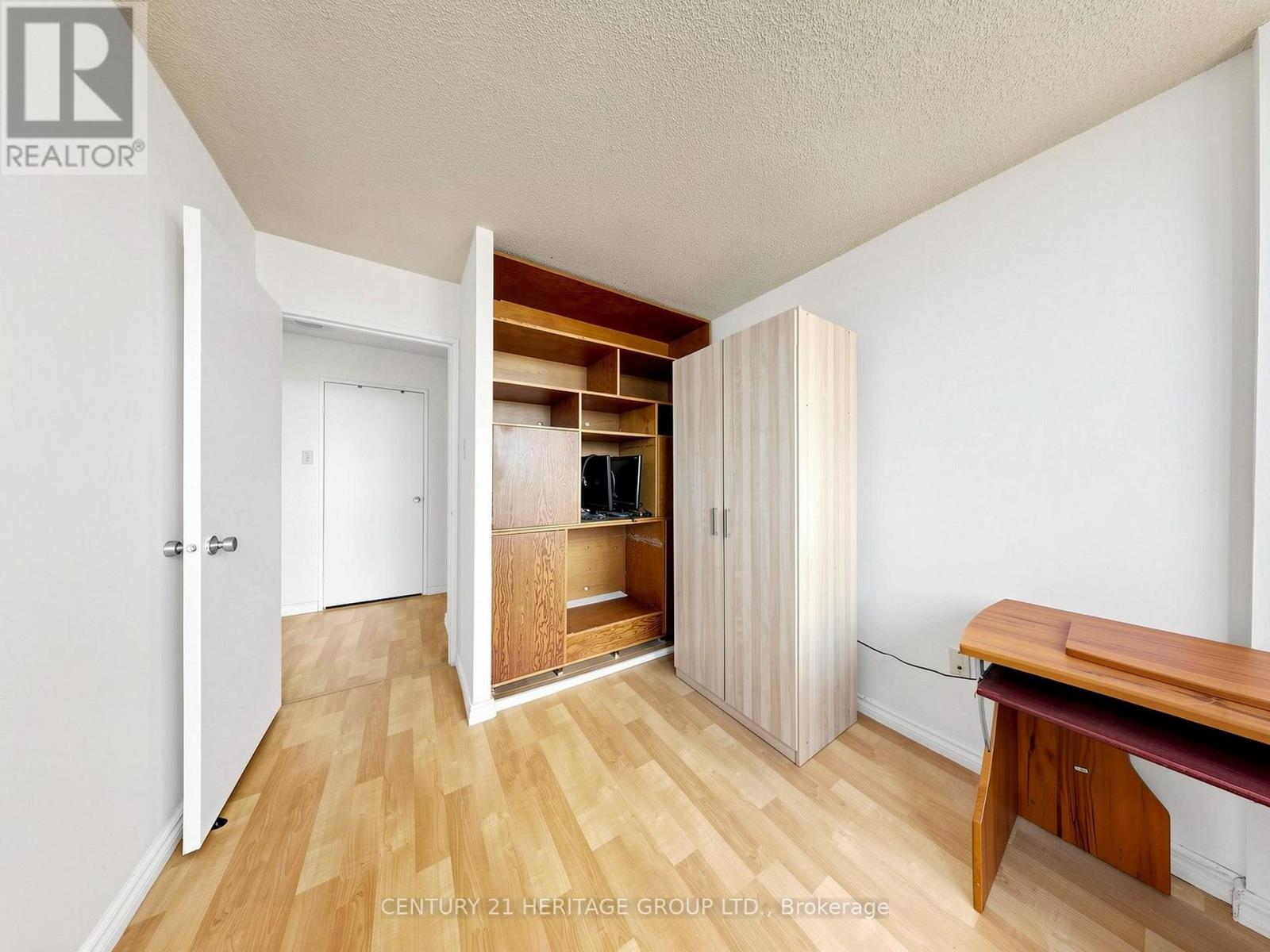 #1503 80 ANTIBES DRIVE - 23