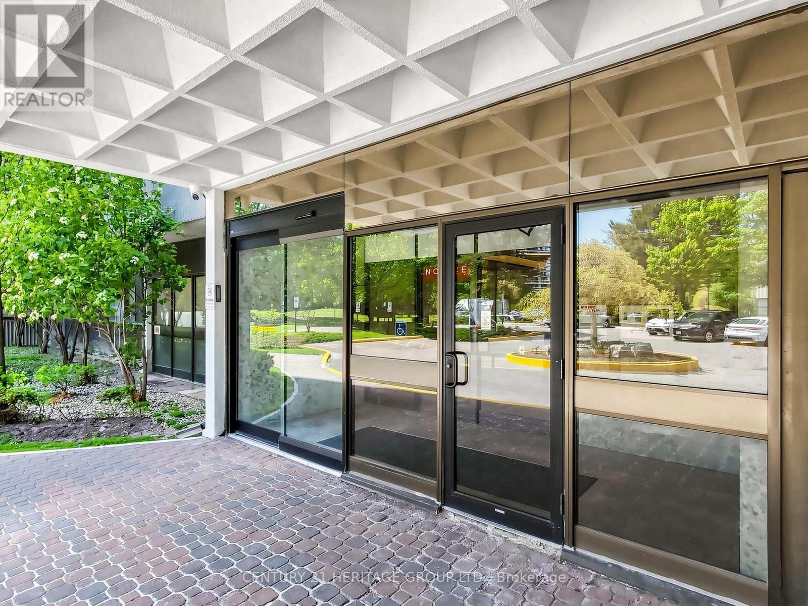 #1503 80 ANTIBES DRIVE - 48