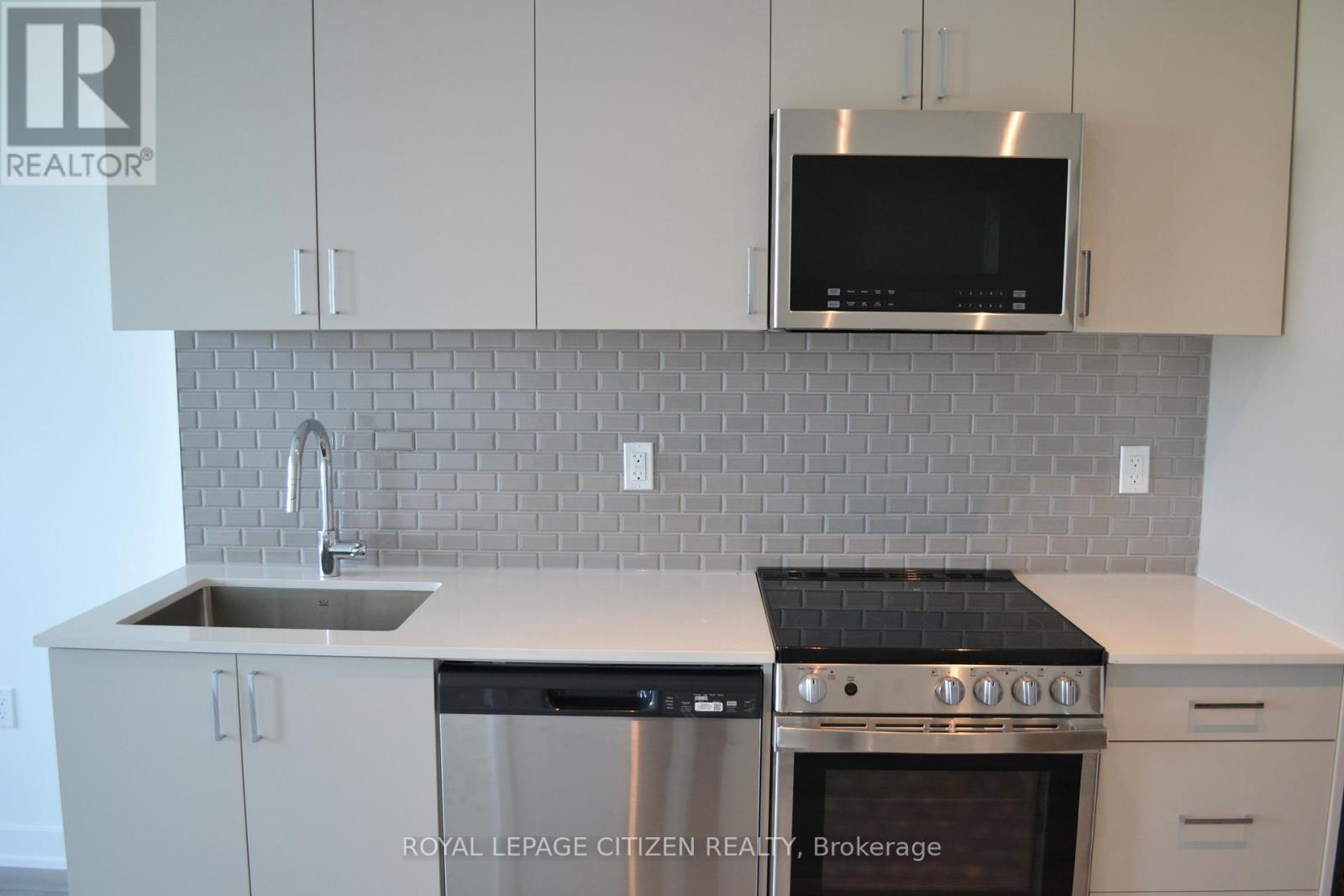 #246 1005 DUNDAS STREET E - 15