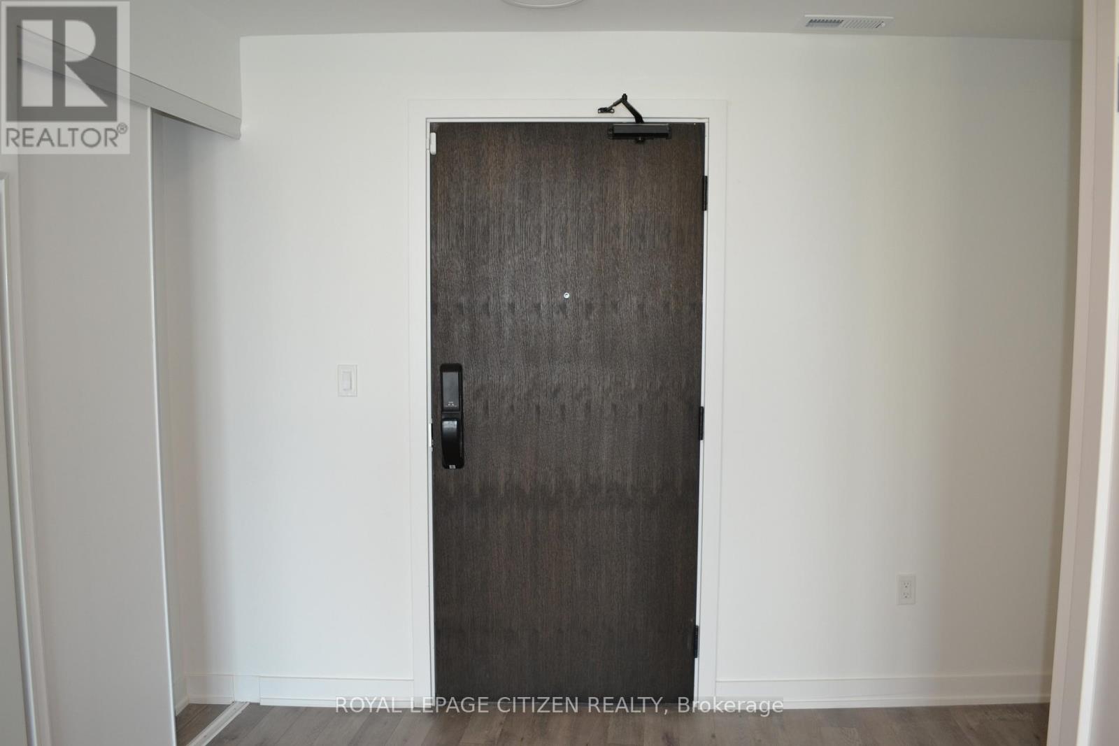 #347 1005 DUNDAS STREET E - 13