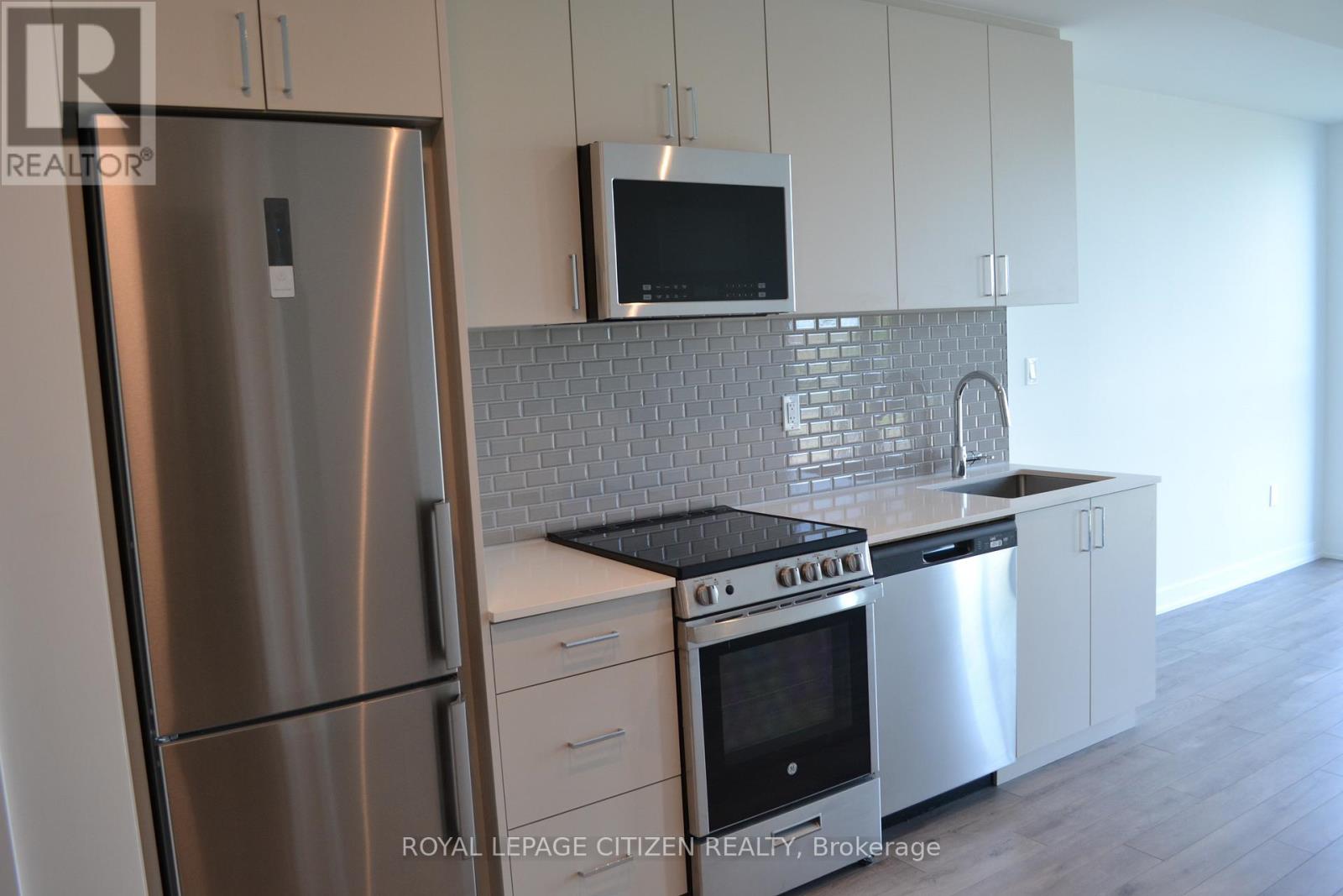 #347 1005 DUNDAS STREET E - 16
