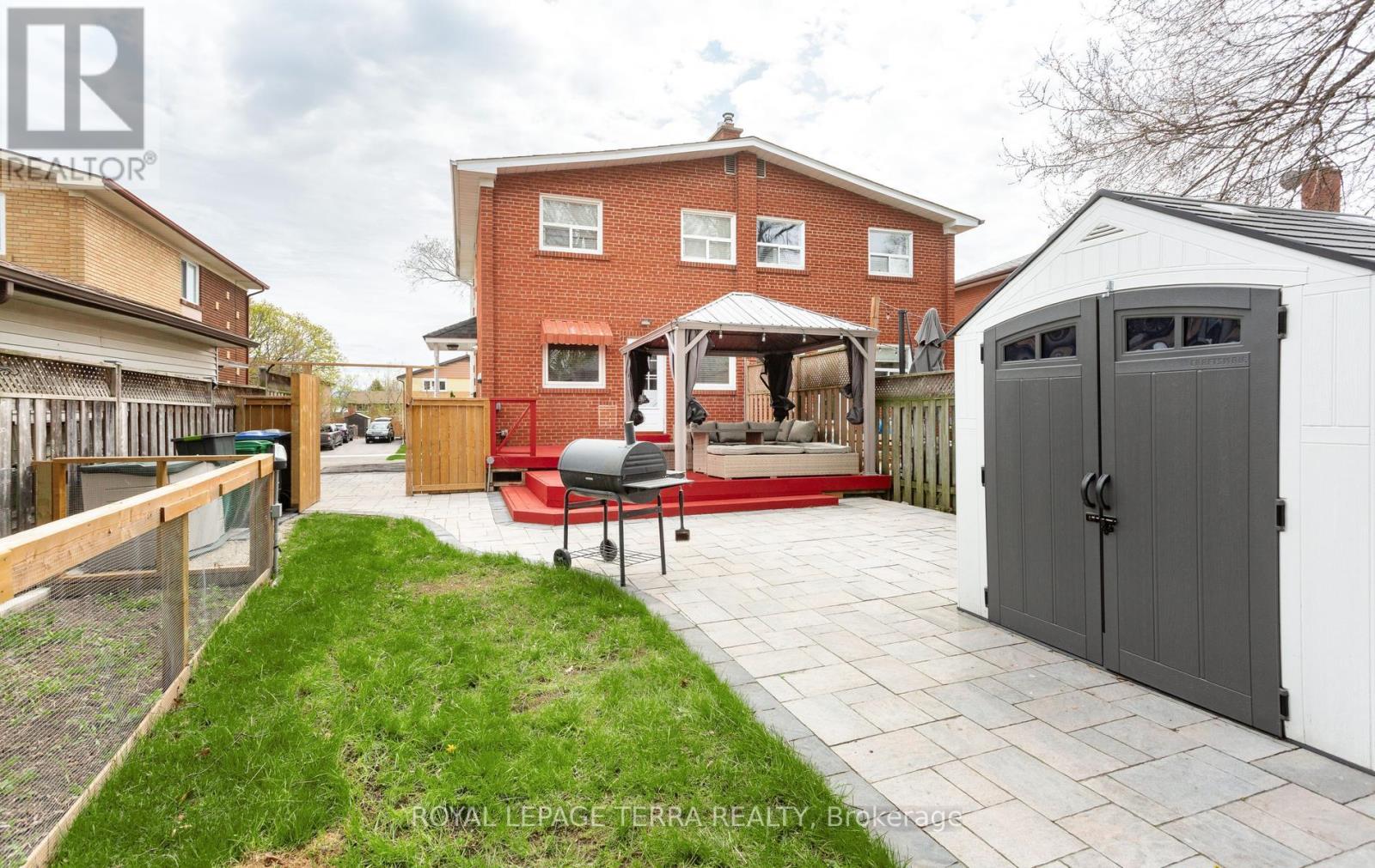 2475 BROOKHURST ROAD - 37