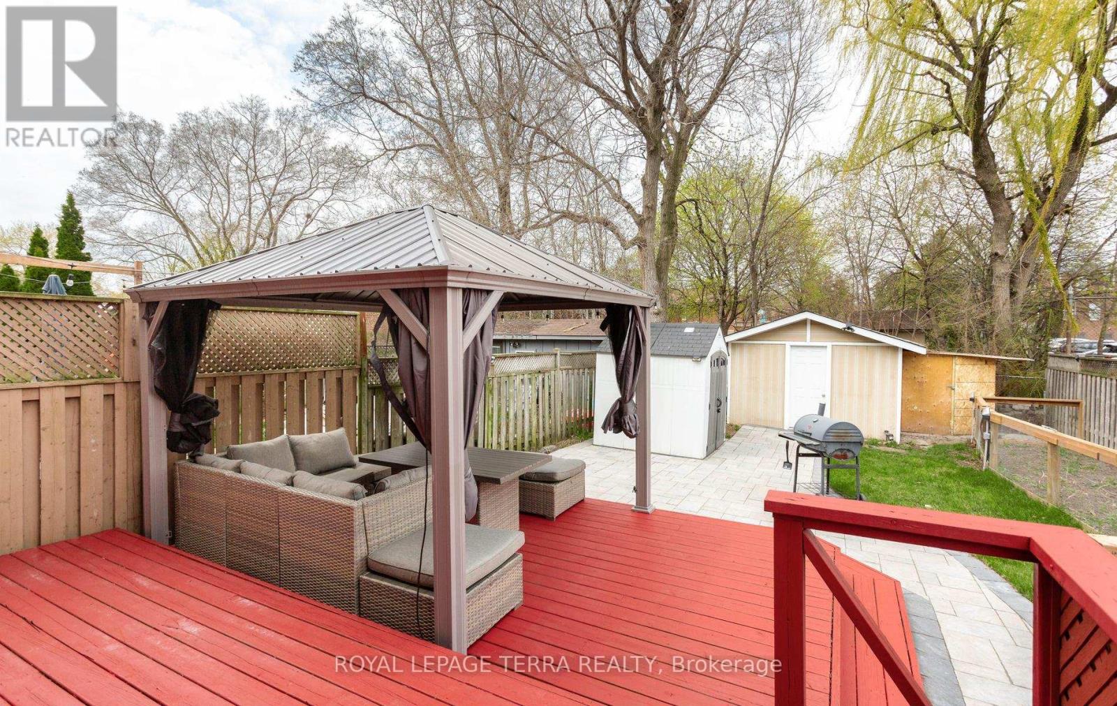 2475 BROOKHURST ROAD - 38