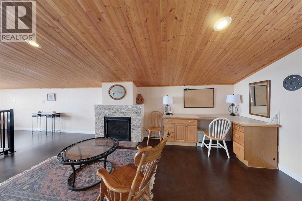 905 Southshore Drive W — photo 21