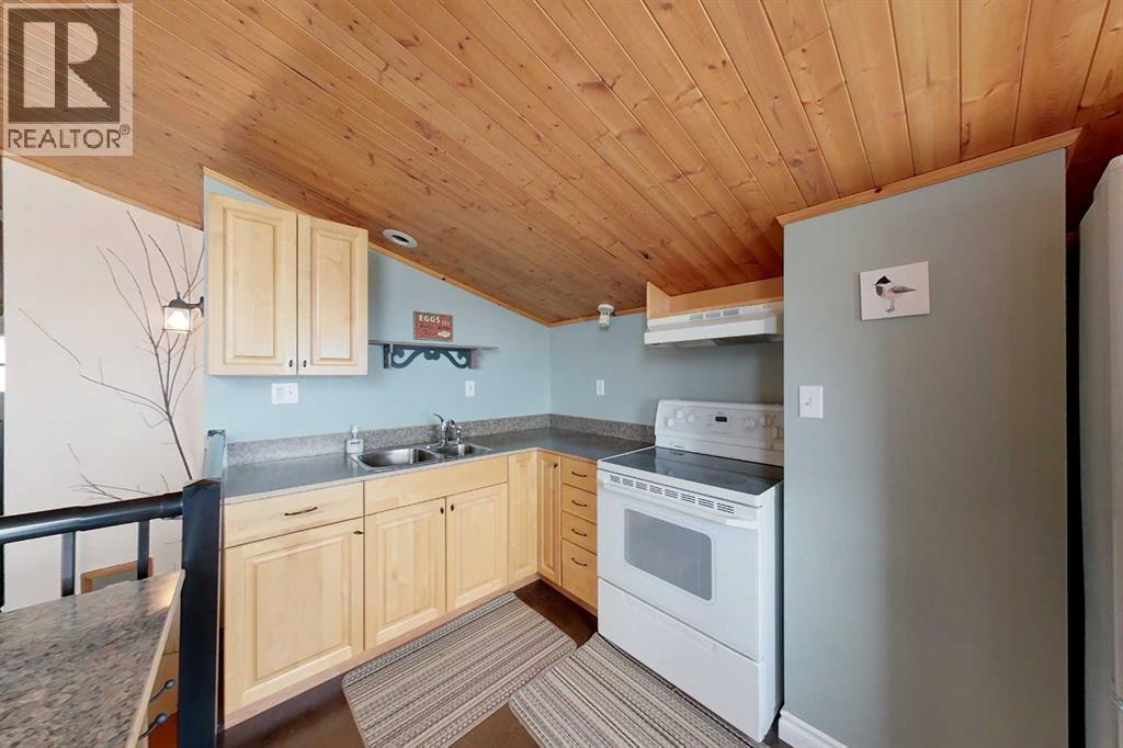 905 Southshore Drive W — photo 19