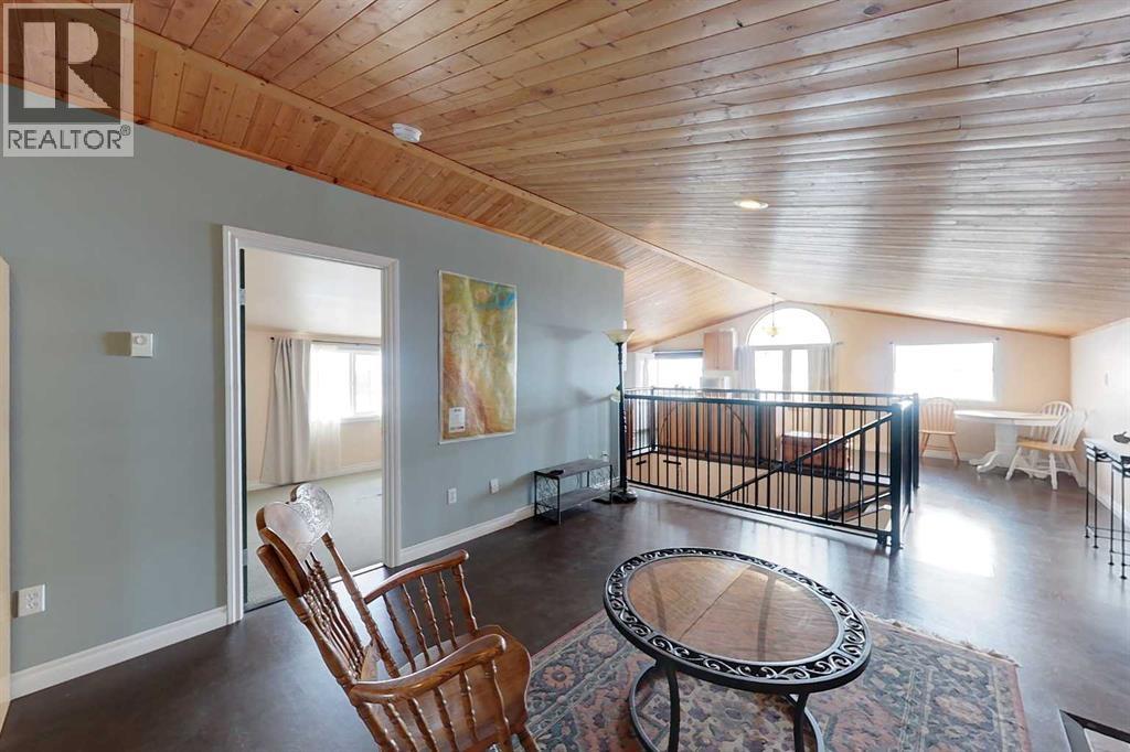 905 Southshore Drive W — photo 25
