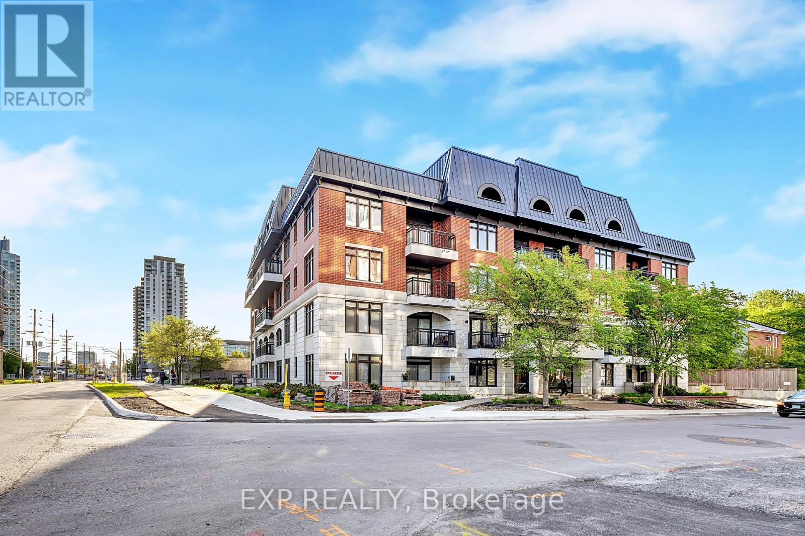 #10 323 WINONA AVENUE - 2