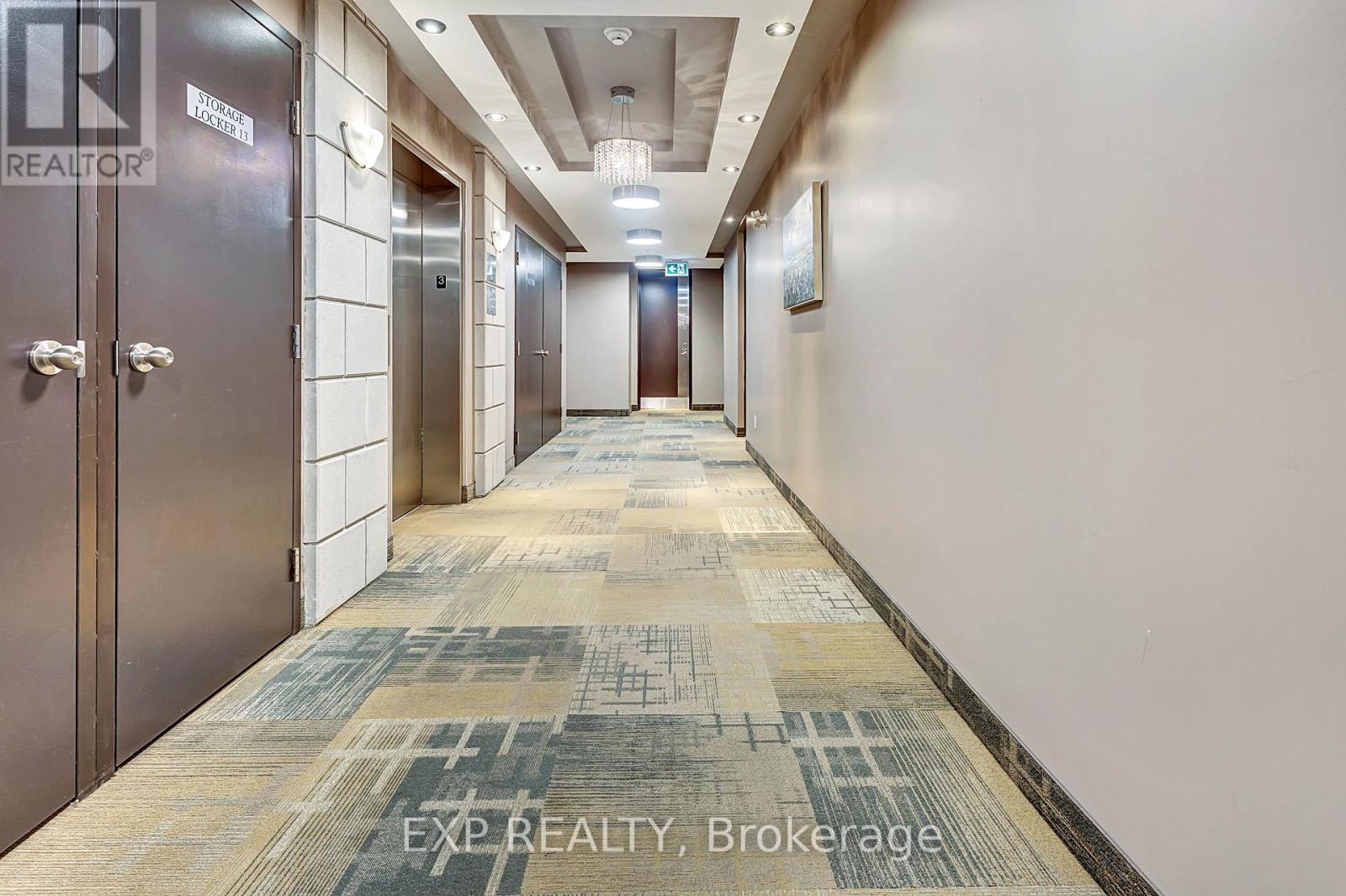 #10 323 WINONA AVENUE - 36