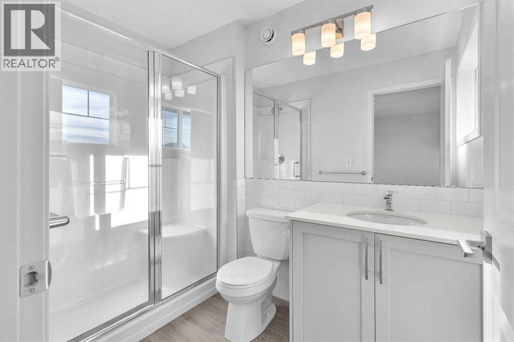 20 Iris Crescent — photo 15