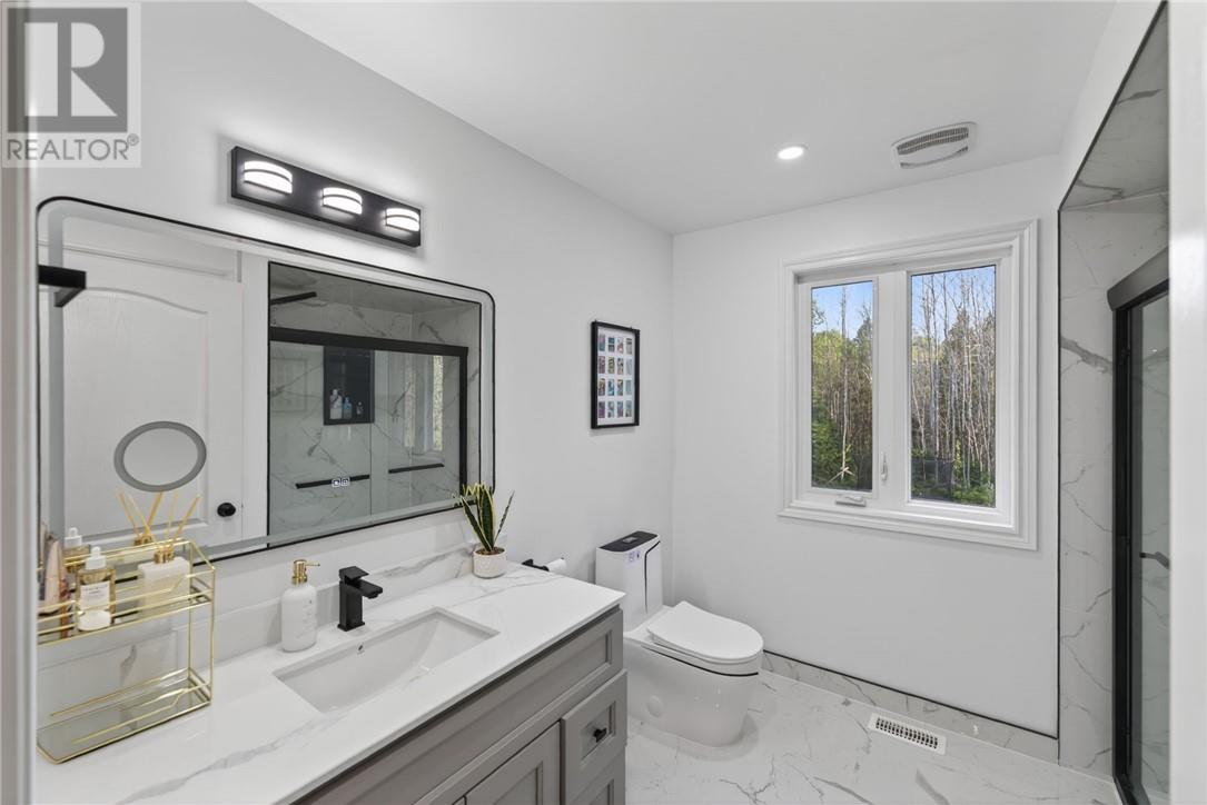 5381 Desmarais - 45