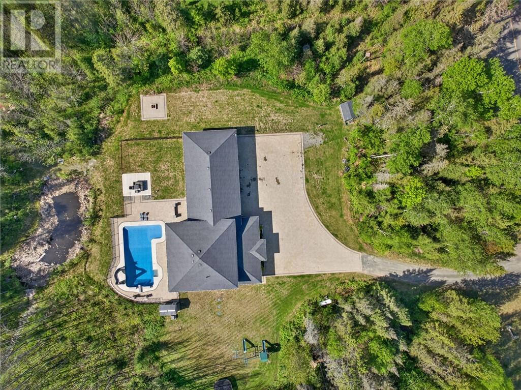 5381 Desmarais - 64