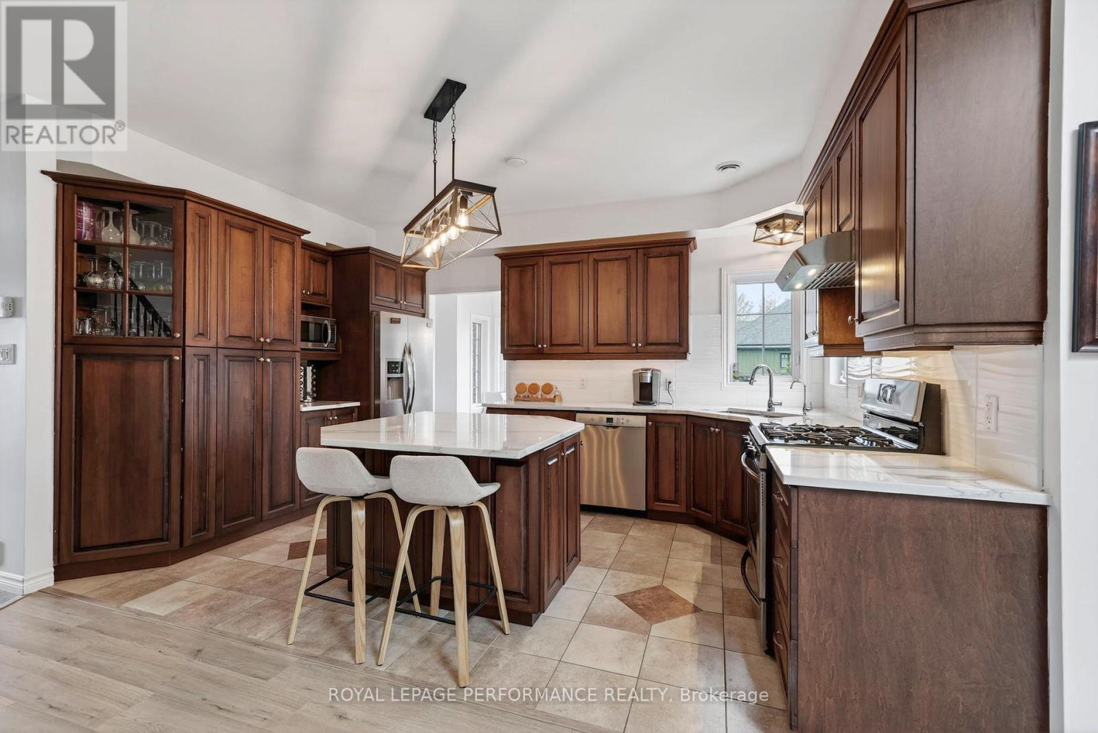 6218 SHANNON LANE - 20