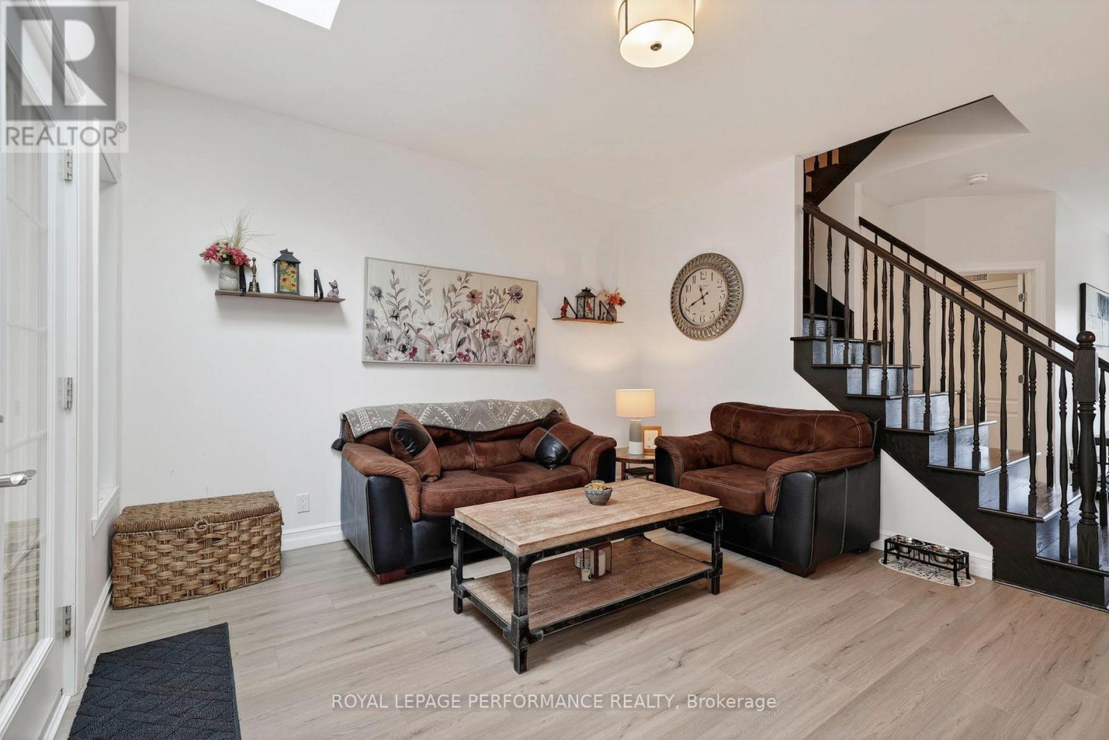 6218 SHANNON LANE - 18