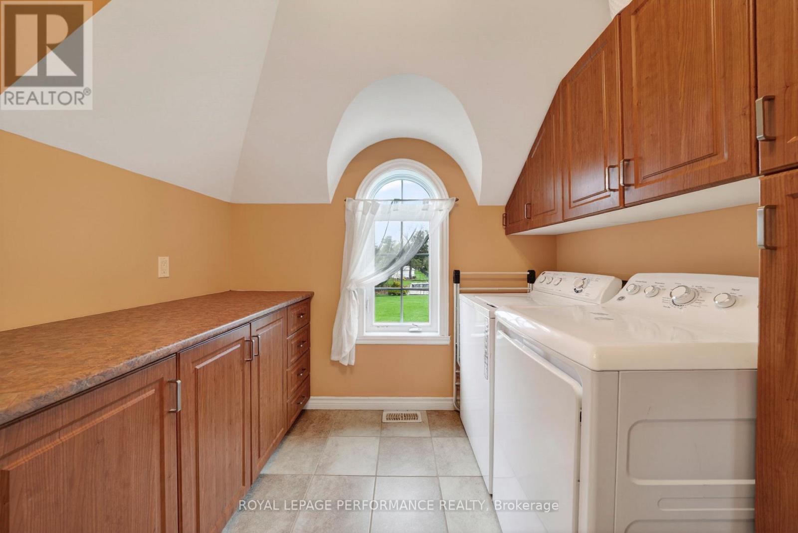 6218 SHANNON LANE - 27